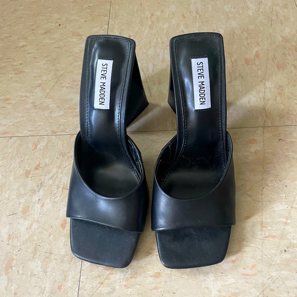 Steve Madden Black Heels Size 8.5
